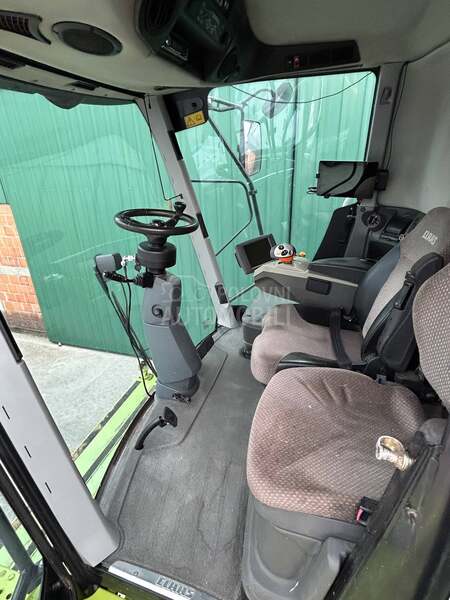 Claas lexion 640