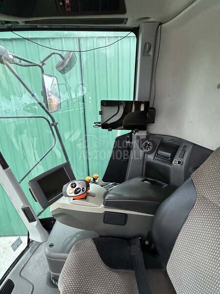 Claas lexion 640