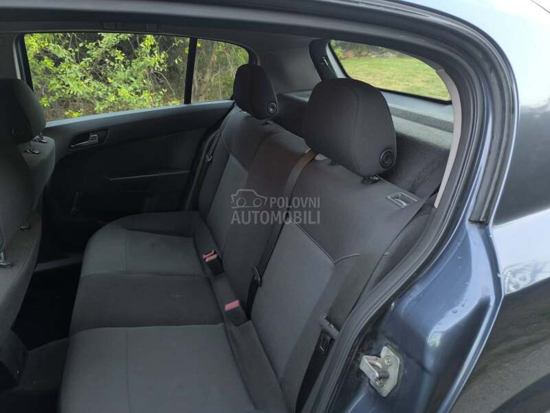 Opel Astra H 