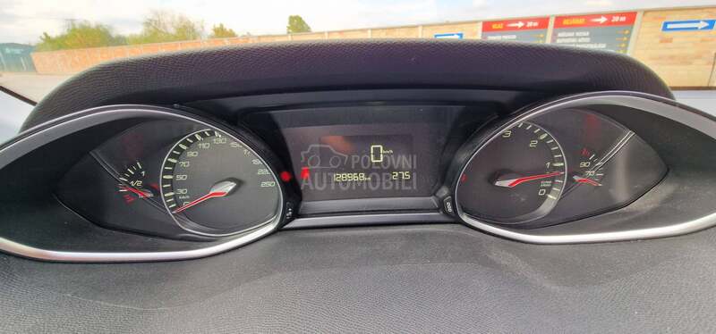 Peugeot 308 1.6 ALLURE 128000K m