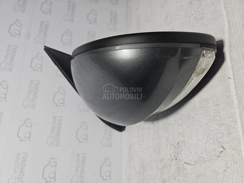 TIGUAN 5N0 RETROVIZOR LEVI