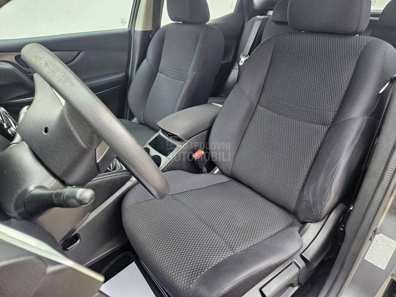 Nissan Qashqai 1.2