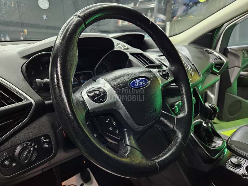 Ford Kuga 2.0TDCI/4x4/KA0 N0V