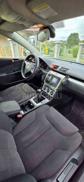 Volkswagen Passat B6 reg.godinu dana