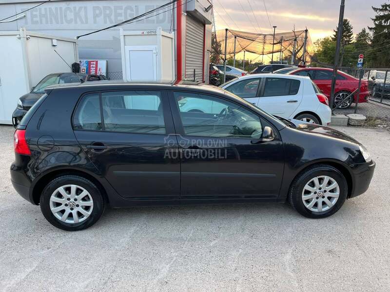 Volkswagen Golf 5 NOV