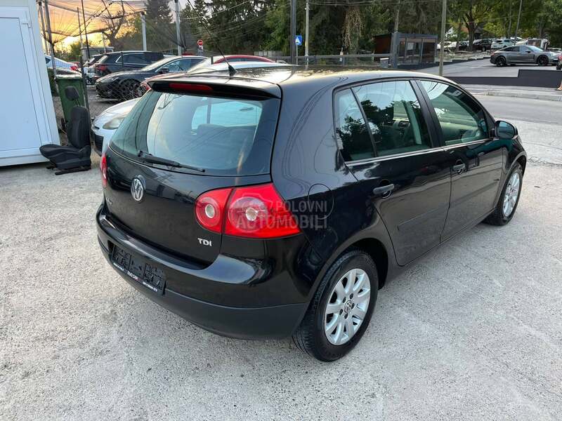 Volkswagen Golf 5 NOV
