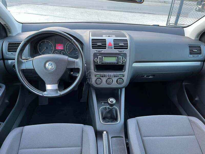 Volkswagen Golf 5 NOV