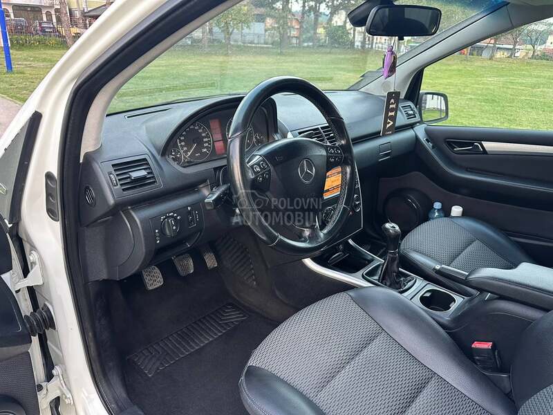 Mercedes Benz A 180 