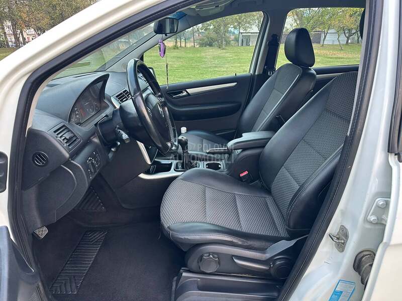 Mercedes Benz A 180 