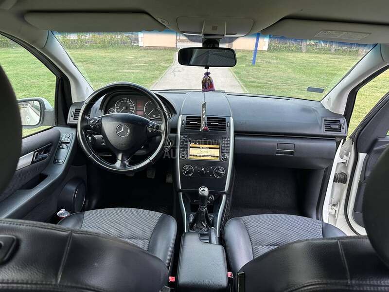 Mercedes Benz A 180 
