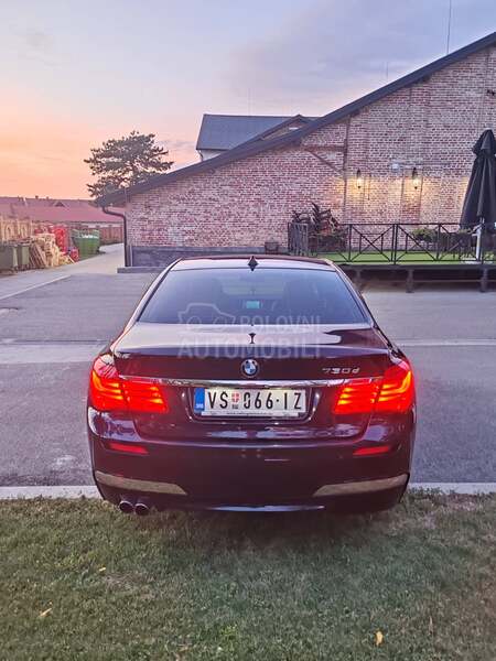 BMW 730 