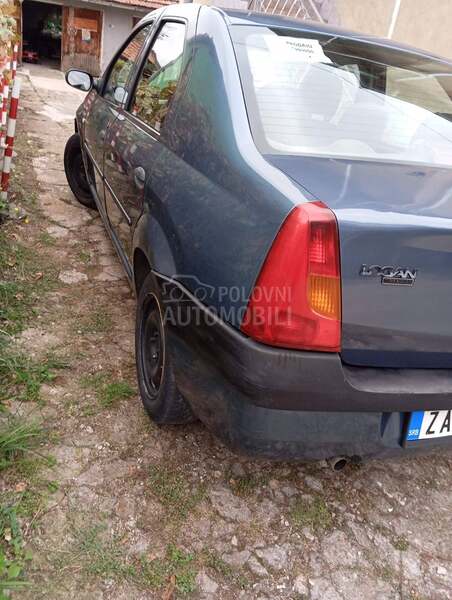 Dacia Logan 