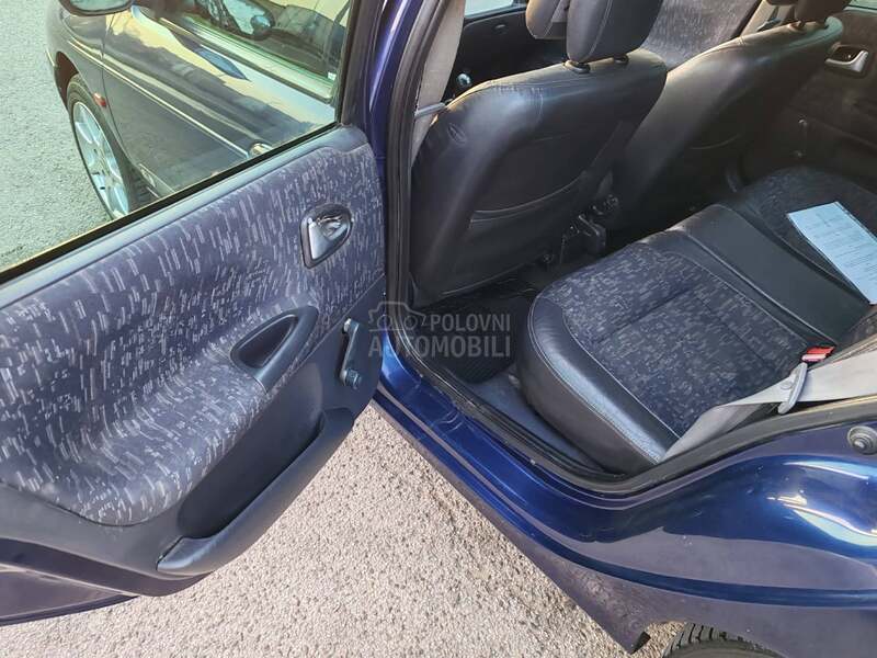 Renault Megane 1.8