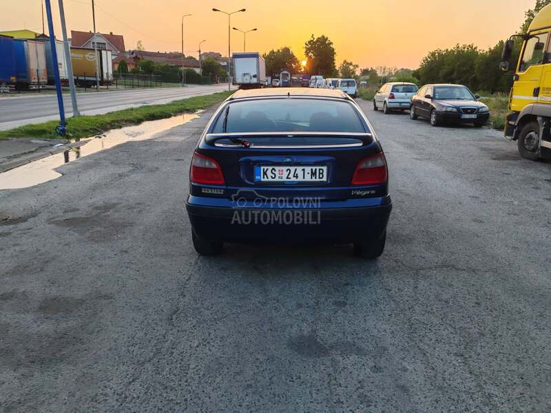Renault Megane 1.8