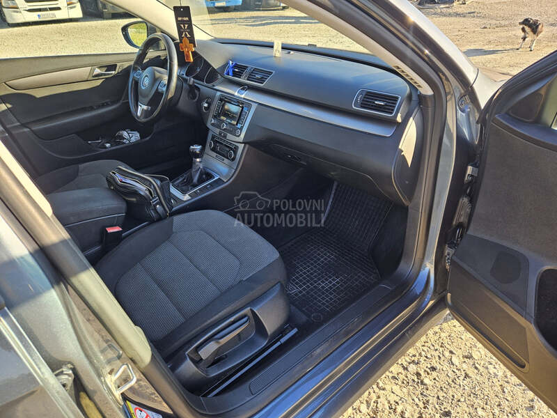 Volkswagen Passat B7 