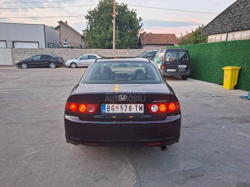 Honda Accord 2.0 Executive