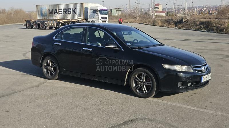 Honda Accord 2.0 Executive