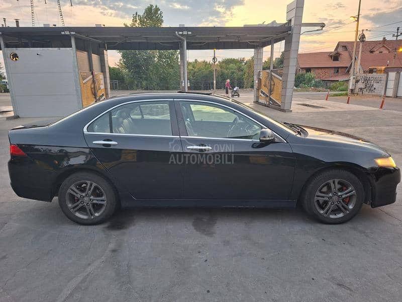 Honda Accord 2.0 Executive