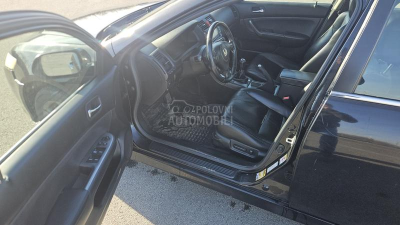 Honda Accord 2.0 Executive