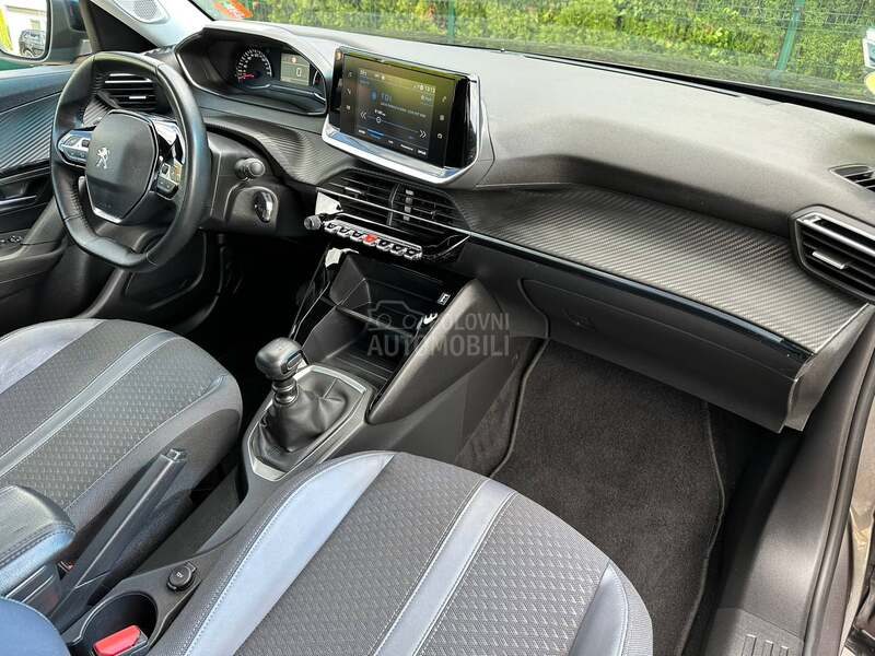 Peugeot 2008 1.5HDI/ALLURE/2022
