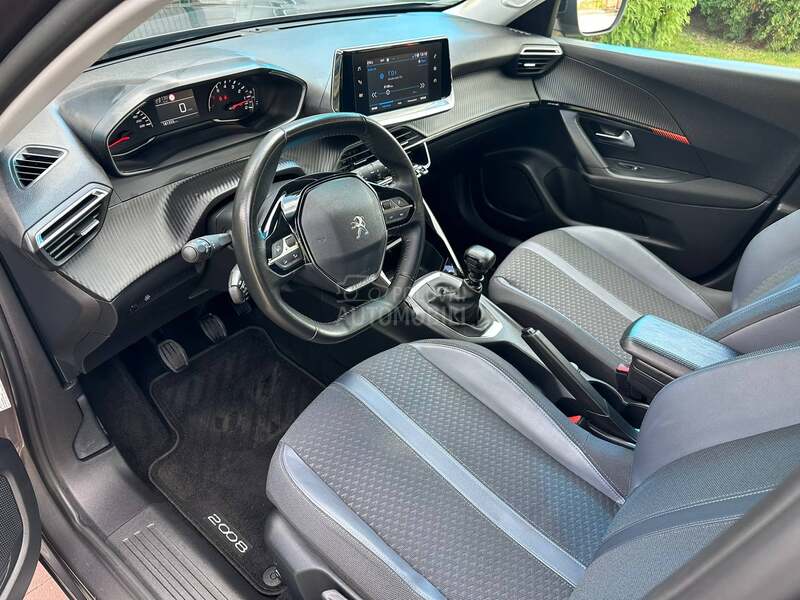 Peugeot 2008 1.5HDI/ALLURE/2022