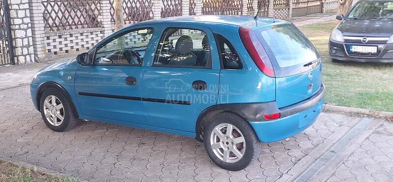 Opel Corsa C 1.2i