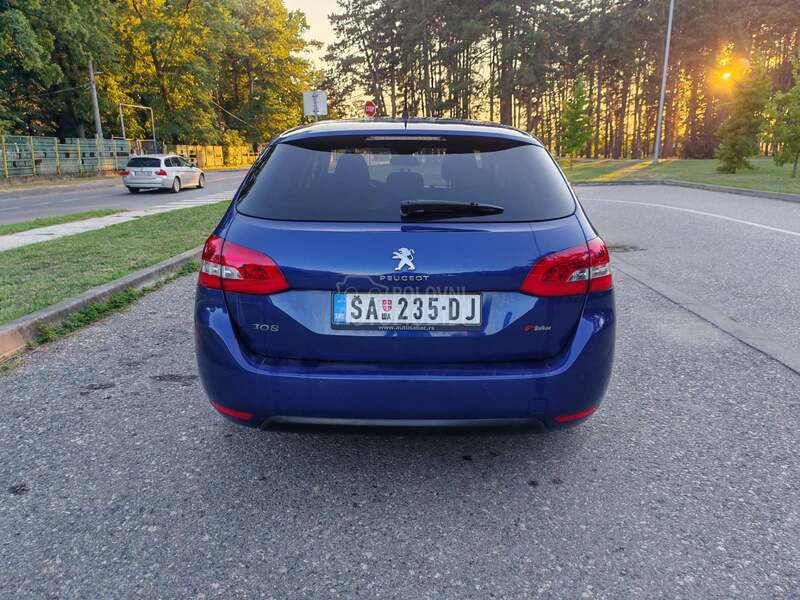 Peugeot 308 