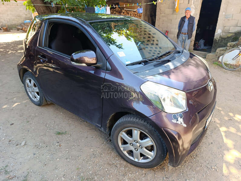 Toyota iQ 1.0