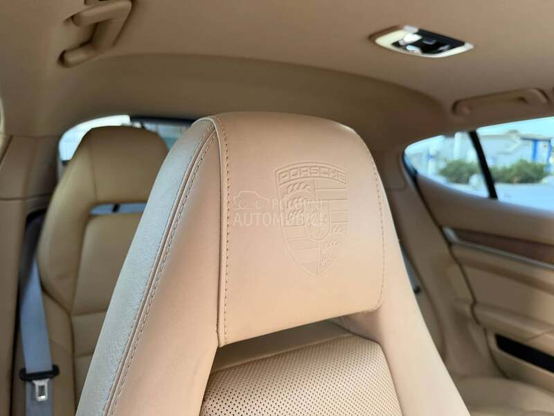 Porsche Panamera 4S exclusive