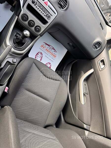 Peugeot 308 1.6ehdi 92 sport