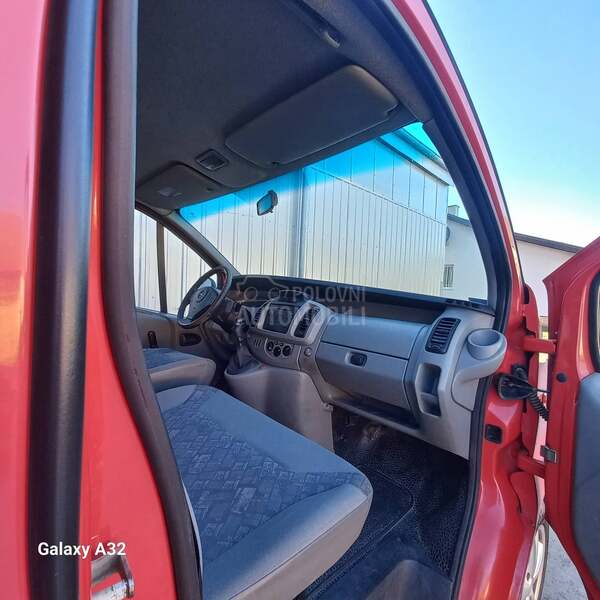Opel Vivaro 