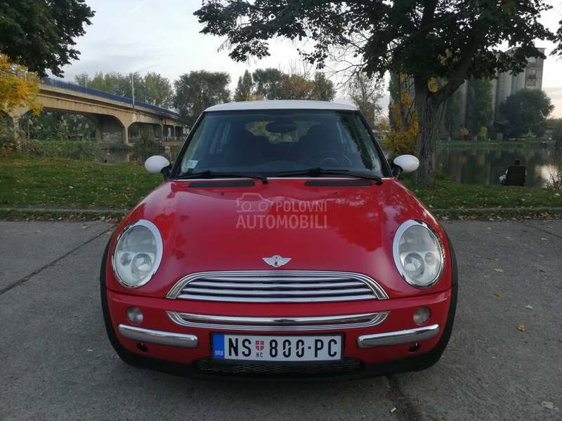 MINI Cooper 1.6
