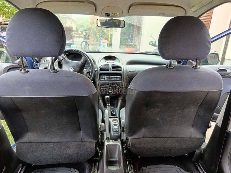 Peugeot 206 1.1