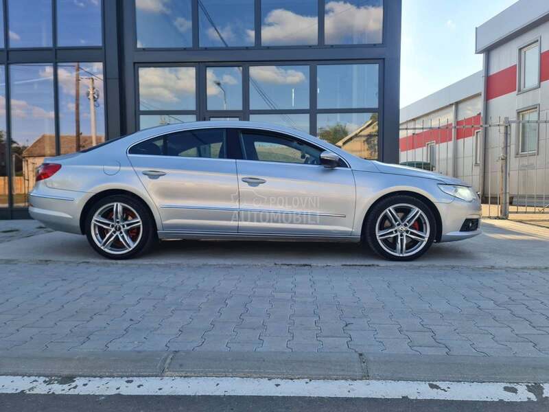 Volkswagen Passat CC 2.0 TDI