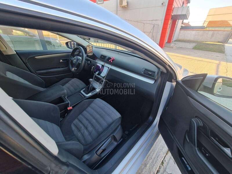 Volkswagen Passat CC 2.0 TDI