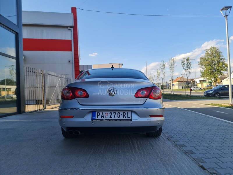 Volkswagen Passat CC 2.0 TDI