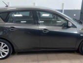 Mazda 3 1 .6 7 7k w
