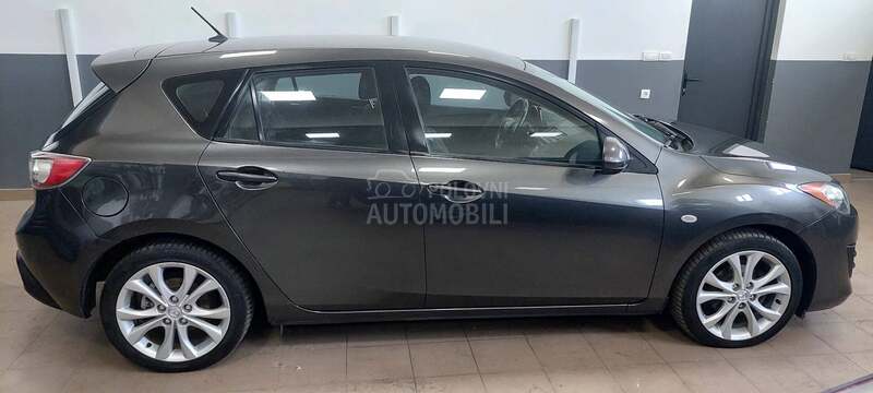 Mazda 3 1 .6 7 7k w