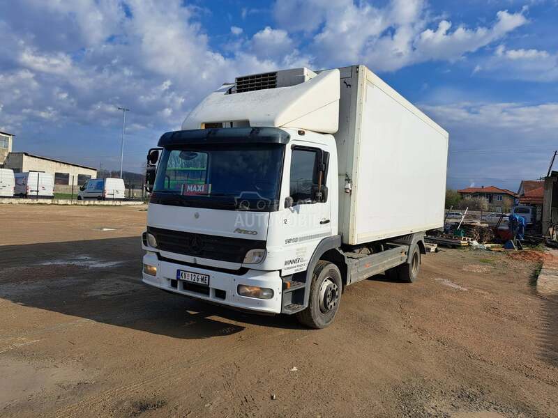 Mercedes Benz atego 15.18