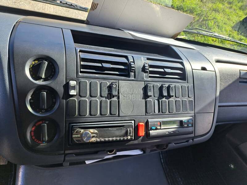 Mercedes Benz atego 15.18
