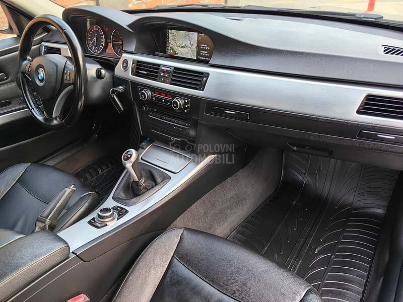 BMW 320 M-SPORT NAVl K0ŽA