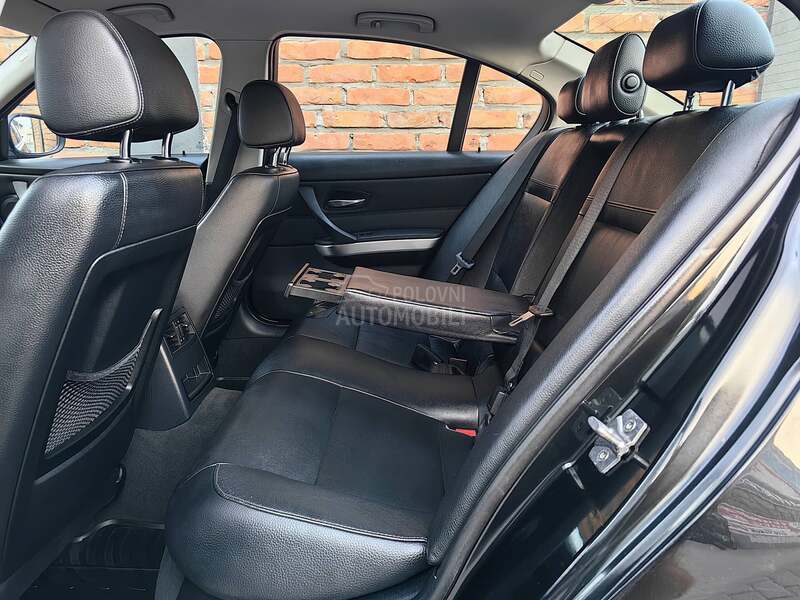 BMW 320 M-SPORT NAVl K0ŽA