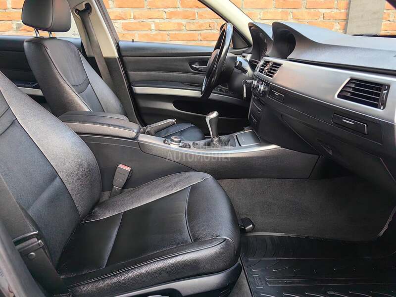 BMW 320 M-SPORT NAVl K0ŽA