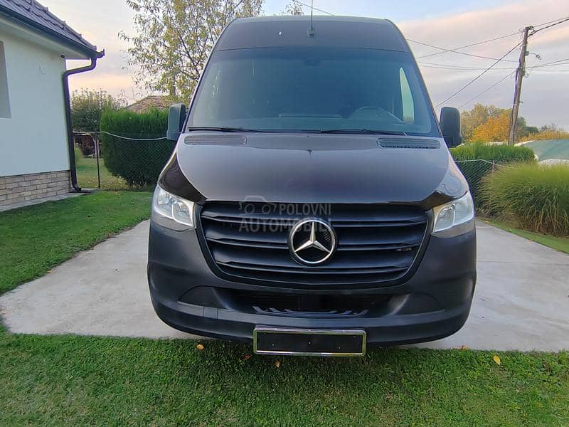 Mercedes Benz Sprinter L3H2
