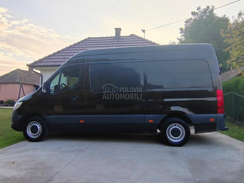 Mercedes Benz Sprinter L3H2