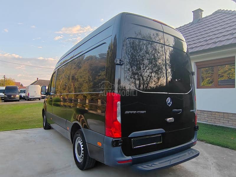 Mercedes Benz Sprinter L3H2