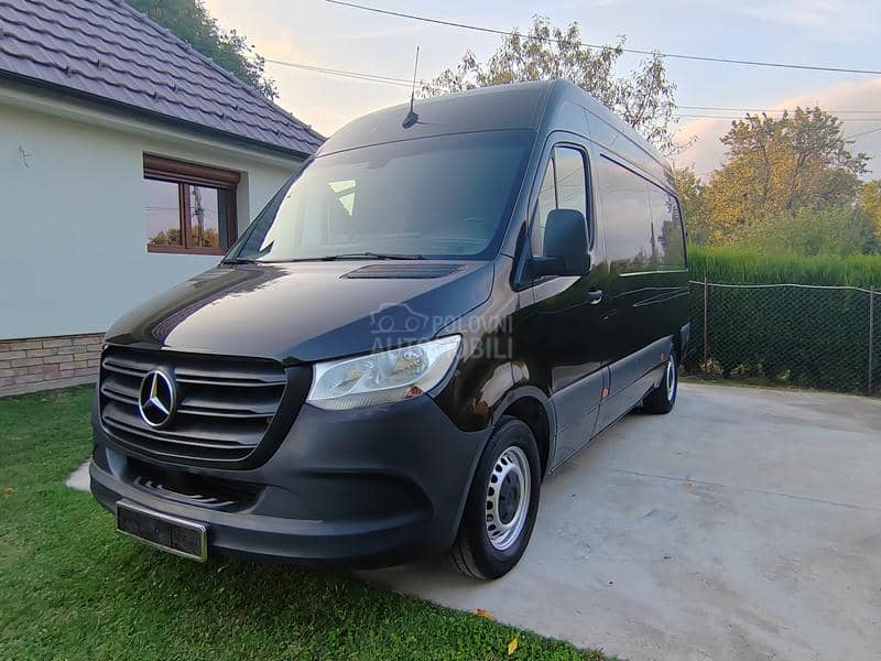 Mercedes Benz Sprinter L3H2