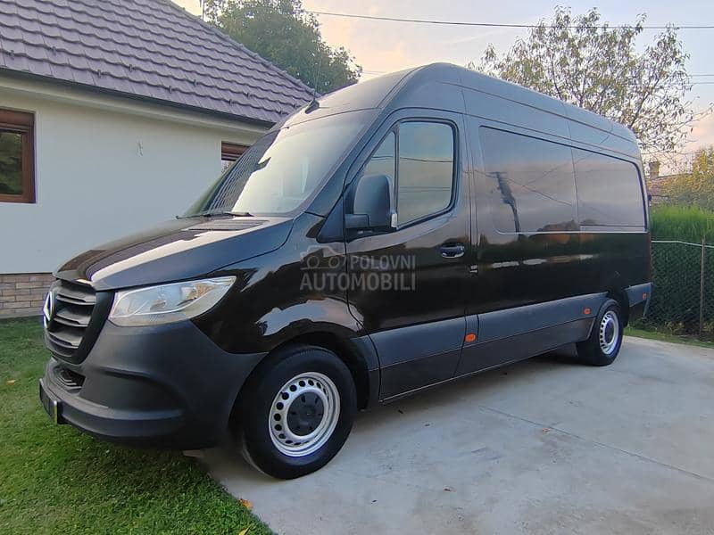 Mercedes Benz Sprinter L3H2