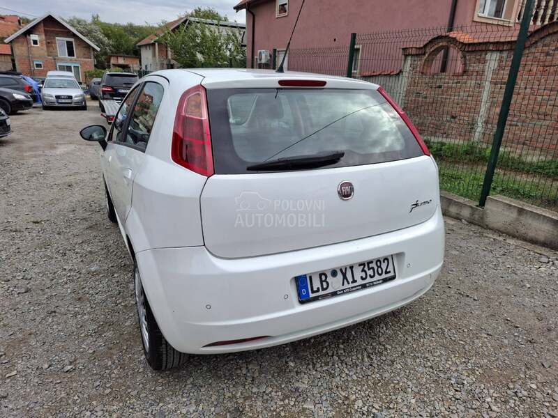 Fiat Grande Punto 1.4b clima 5.vr