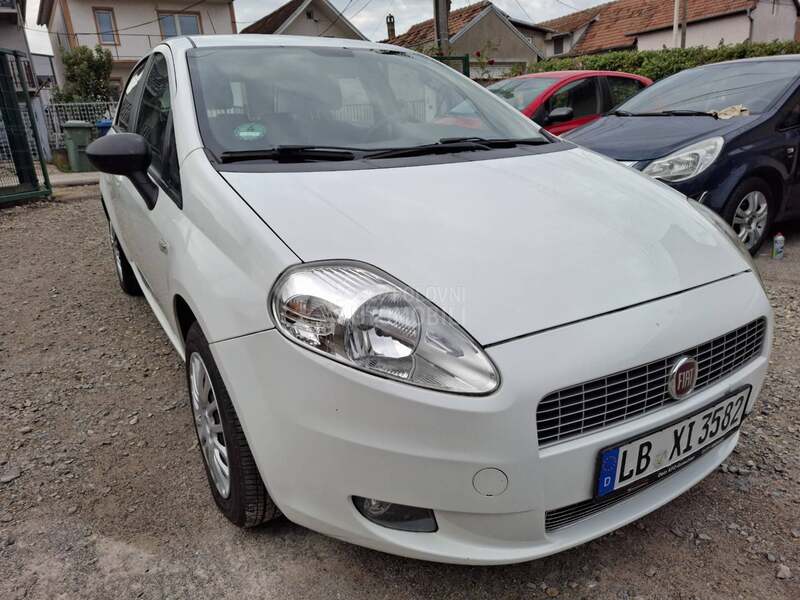 Fiat Grande Punto 1.4b clima 5.vr